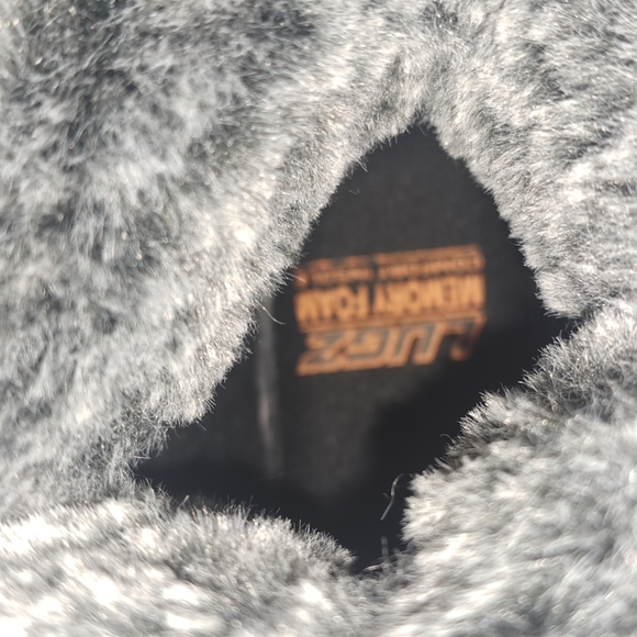 Lugz combat bootie - faux fur - size 2 - lace up non slip memory foam - Picture 10 of 10